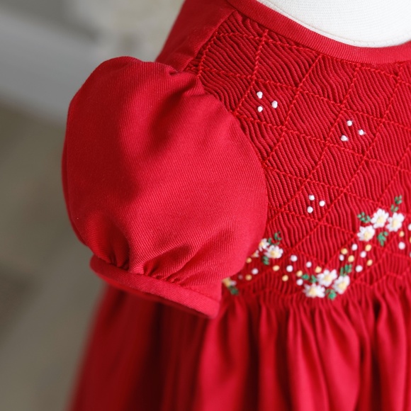 Girls Red Smocked Dress Size 2T Embroidery Luli & Me Short Sleeve - Picture 3 of 5
